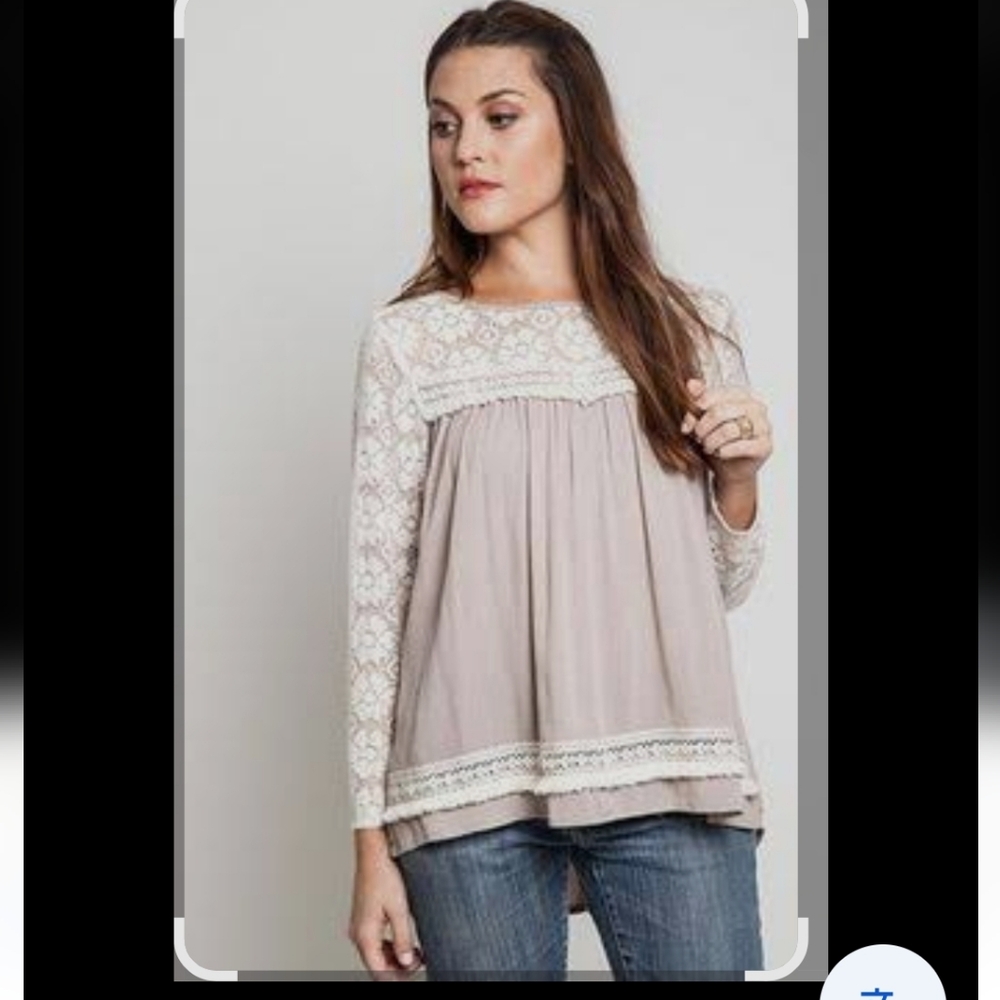 Umgee: Beige Lace Trim Women's Blouse